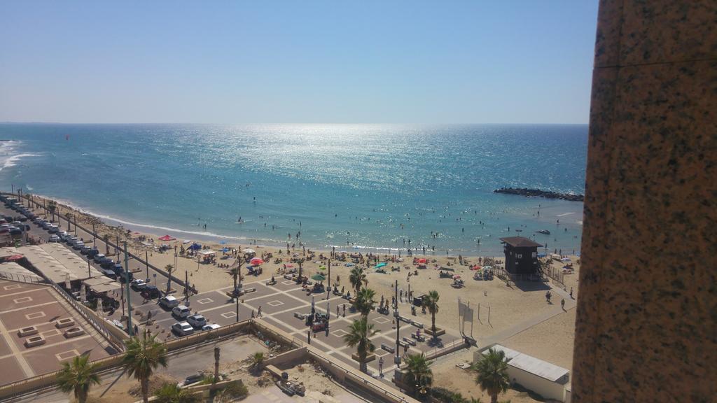 Marom Apartments Hof Hacarmel Хайфа Екстериор снимка