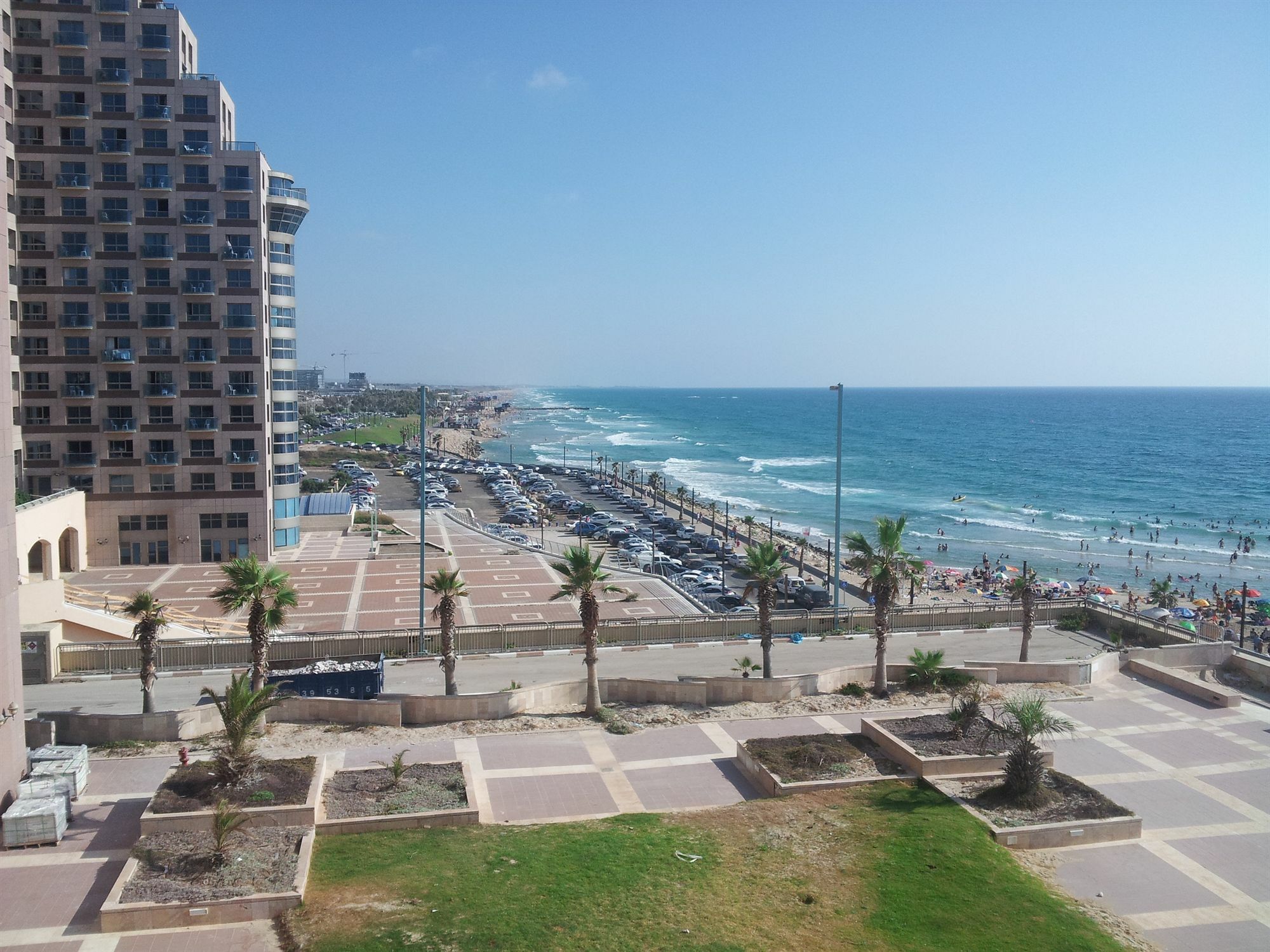 Marom Apartments Hof Hacarmel Хайфа Екстериор снимка