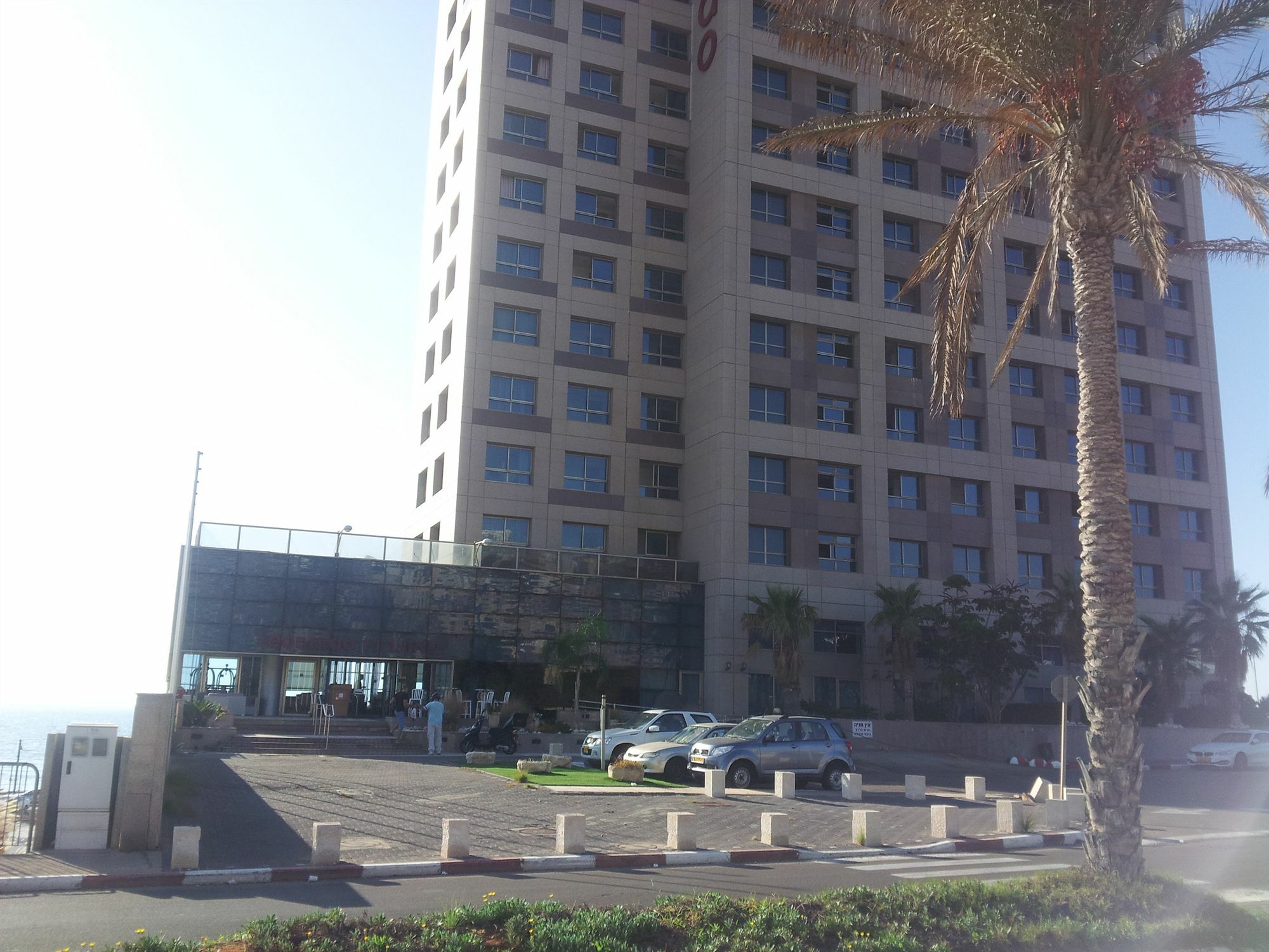 Marom Apartments Hof Hacarmel Хайфа Екстериор снимка